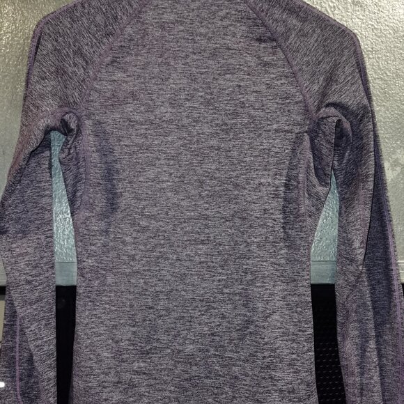 Nike Dri-fit long sleeved shirt - Picture 4 of 5